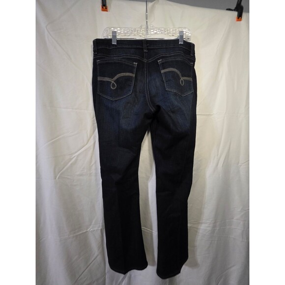 Lee Riders Women's Midrise Bootcut Jeans 12P Dark Wash Riders Made in Lesotho - Picture 3 of 5